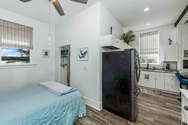 5648 Captain Kidd Road, Hollywood, SC 29449