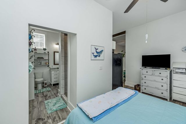 5648 Captain Kidd Road, Hollywood, SC 29449