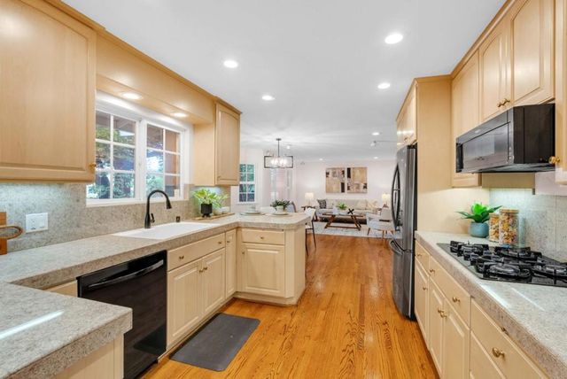 14900 Quito Road, Los Gatos, CA 95032