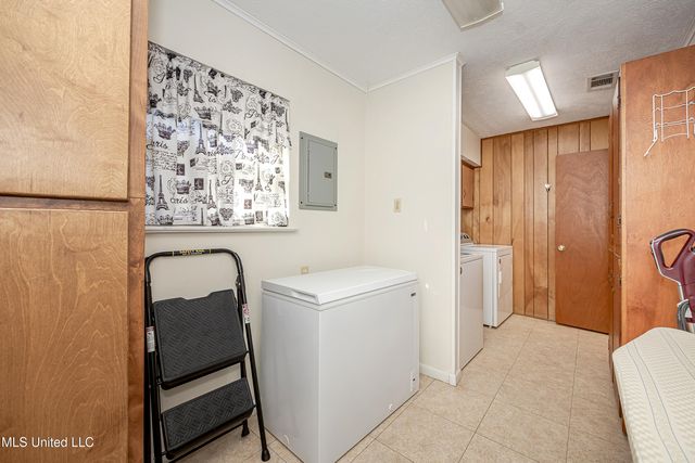 4 Northwood Drive, Long Beach, MS 39560