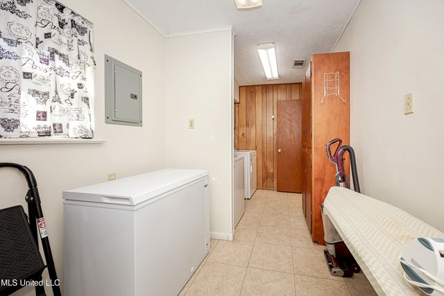 4 Northwood Drive, Long Beach, MS 39560