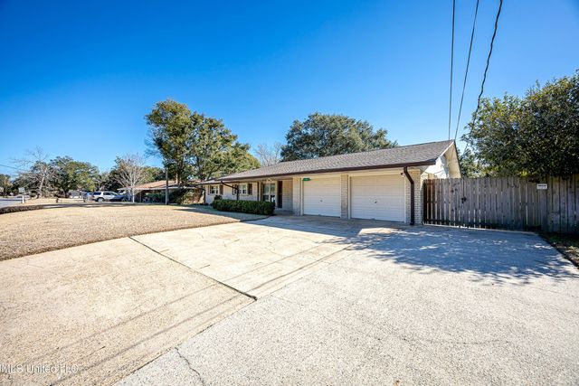 4 Northwood Drive, Long Beach, MS 39560