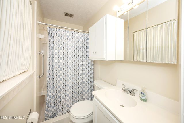 4 Northwood Drive, Long Beach, MS 39560