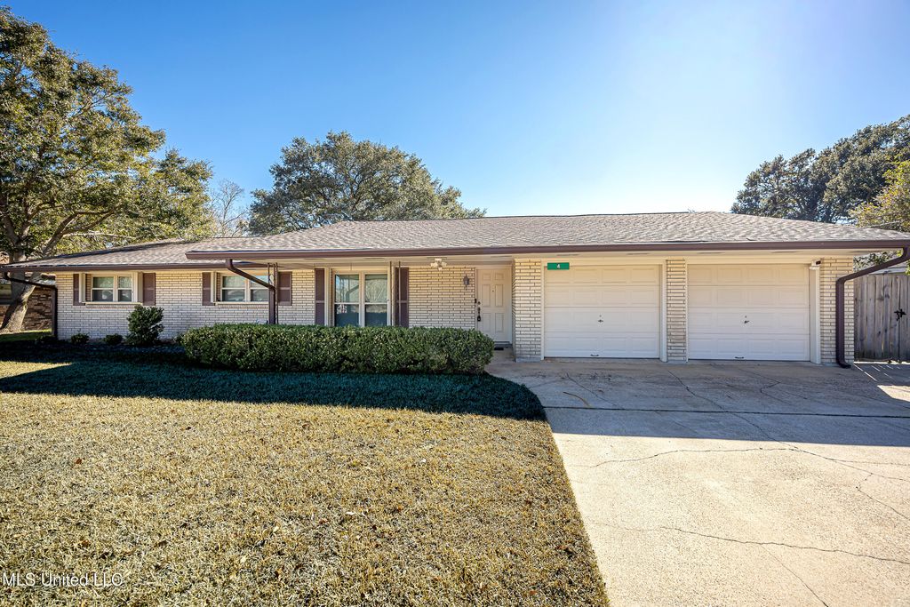 4 Northwood Drive, Long Beach, MS 39560
