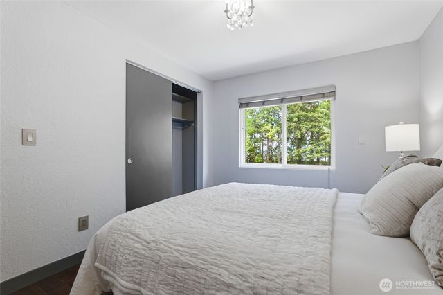 9812 57th Street Ct W, University Place, WA 98467