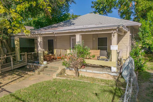 2429 Birmingham Avenue, Dallas, TX 75215