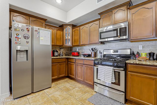 14512 SHADY RIVER, El Paso, TX 79938