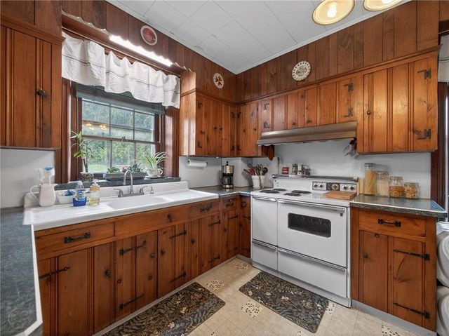 2307 Howertown Road, Allen Twp, PA 18067