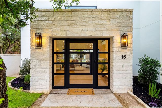 16 GRANTHAM GLN, San Antonio, TX 78257