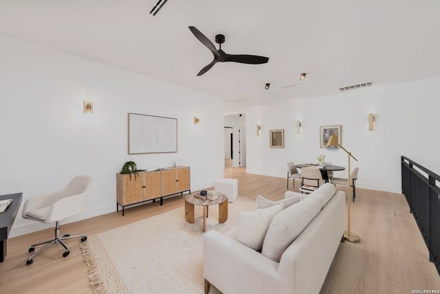 16 GRANTHAM GLN, San Antonio, TX 78257