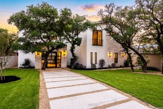 16 GRANTHAM GLN, San Antonio, TX 78257