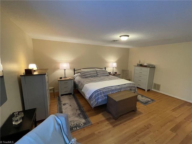 3416 Northline Avenue D, Greensboro, NC 27410