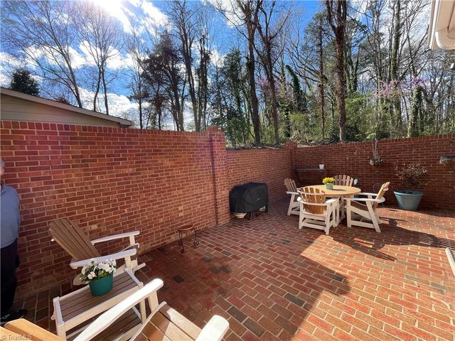 3416 Northline Avenue D, Greensboro, NC 27410