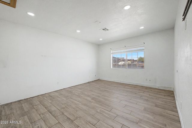 6117 W MORELAND Street, Phoenix, AZ 85043