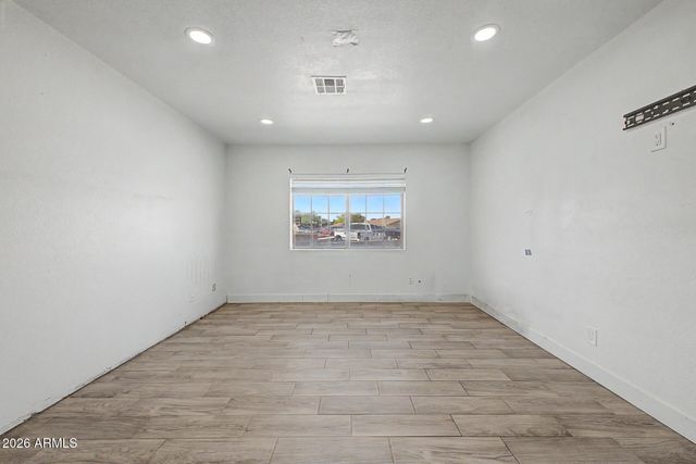 6117 W MORELAND Street, Phoenix, AZ 85043