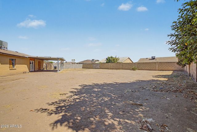 6117 W MORELAND Street, Phoenix, AZ 85043