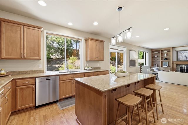 4230 68th Avenue Ct W, University Place, WA 98466