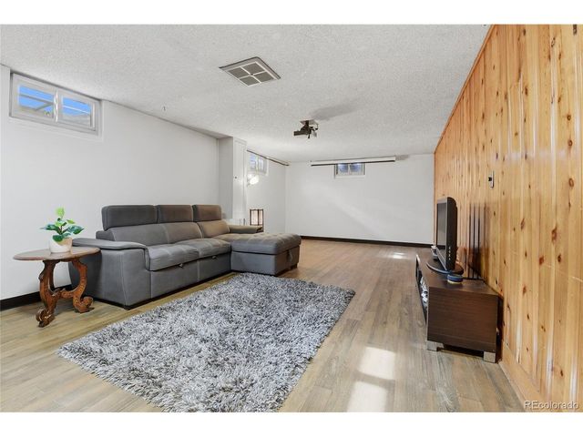 5785 W Arkansas Ave, Lakewood, CO 80232