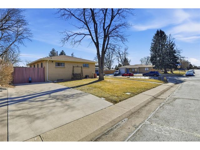 5785 W Arkansas Ave, Lakewood, CO 80232