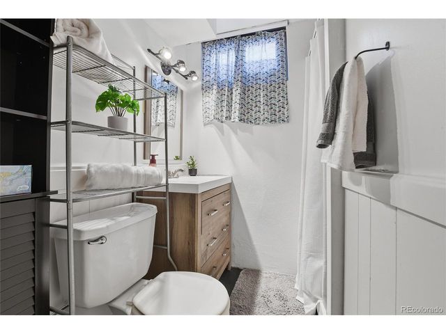 5785 W Arkansas Ave, Lakewood, CO 80232