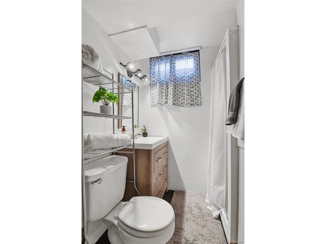 5785 W Arkansas Ave, Lakewood, CO 80232