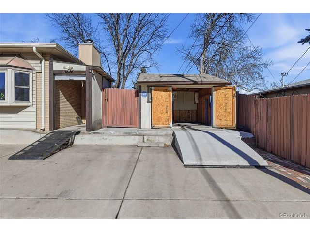 5785 W Arkansas Ave, Lakewood, CO 80232