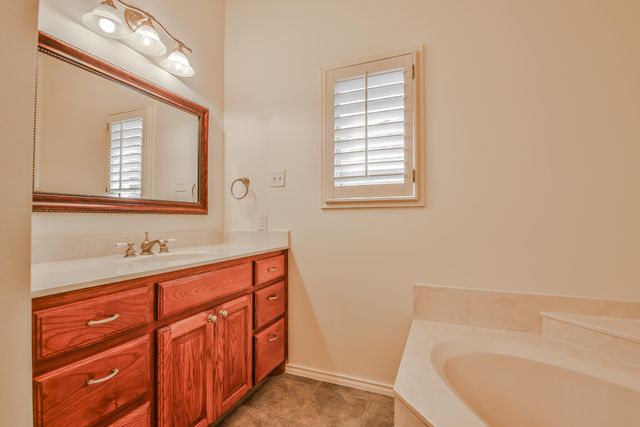 4802 105th Street, Lubbock, TX 79424