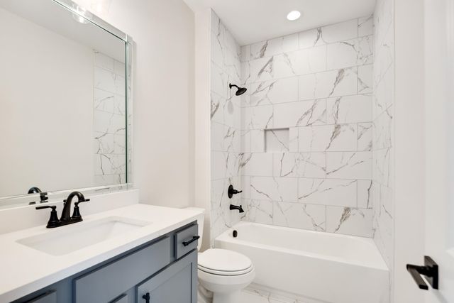 5011 JON OAK CV, Arlington, TN 38002