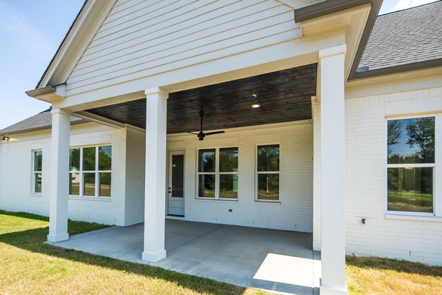 5011 JON OAK CV, Arlington, TN 38002