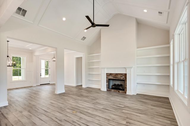 5011 JON OAK CV, Arlington, TN 38002