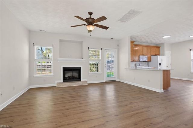 1963 Mill Creek DR, Virginia Beach, VA 23456