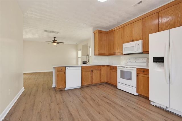 1963 Mill Creek DR, Virginia Beach, VA 23456