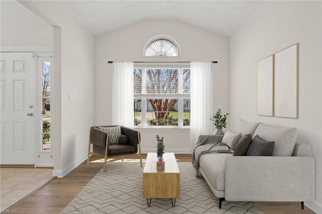 1963 Mill Creek DR, Virginia Beach, VA 23456