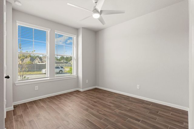 1212 Mystic Ridge Court, Magnolia, TX 77354