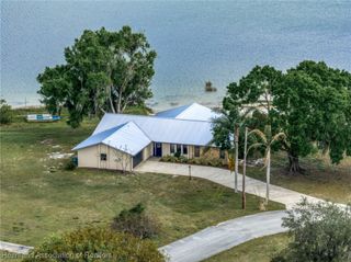901 S Lotela Avenue, Avon Park, FL 33825