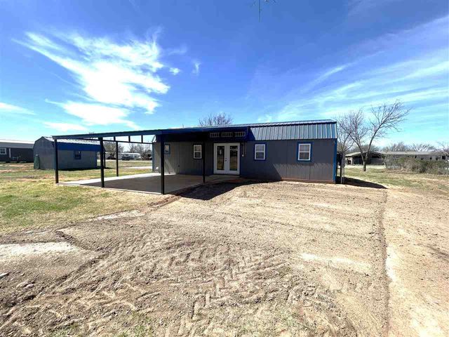 124 NE Ellsworth Dr, Apache, OK 73006