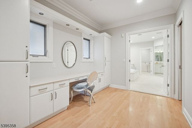 126 Fairfield Dr, Millburn Twp., NJ 07078