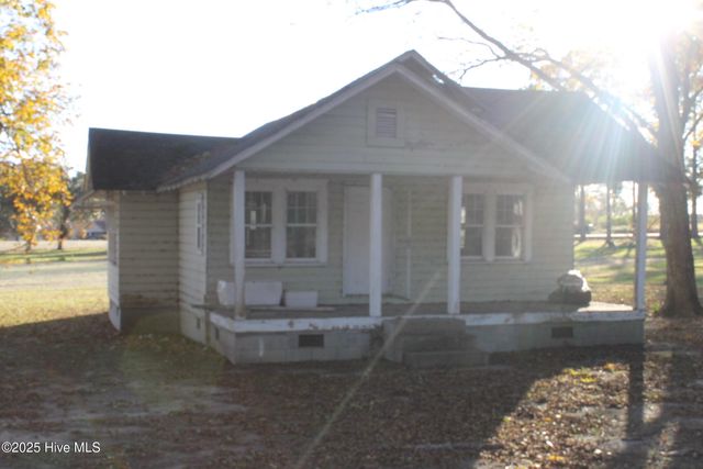 92 Powell Loop, Whiteville, NC 28472