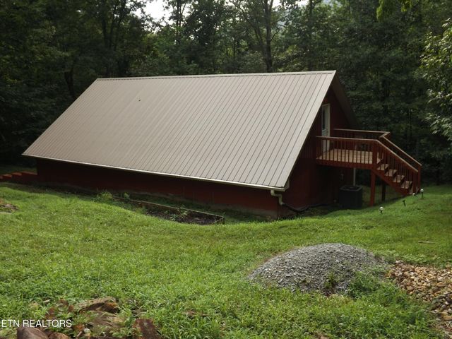 TBD Middle Court, New Tazewell, TN 37825