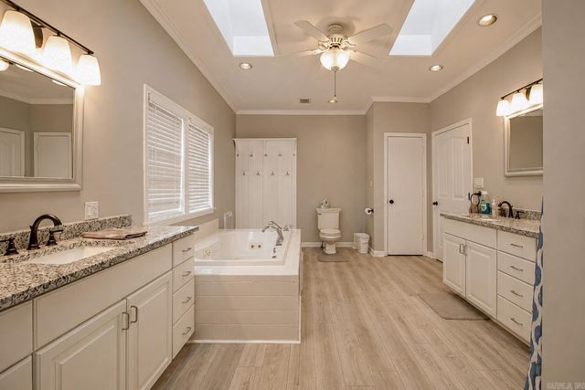 5210 Peachtree Avenue, Jonesboro, AR 72405