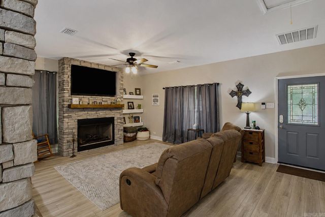 5210 Peachtree Avenue, Jonesboro, AR 72405