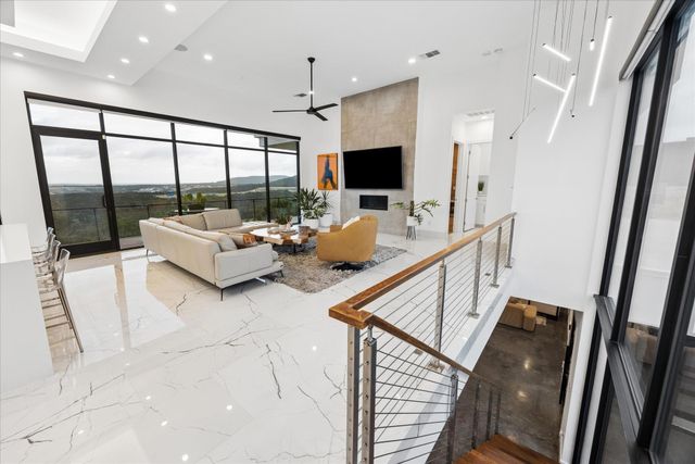 8610 Buffalo TRL, Lago Vista, TX 78645