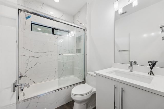 8610 Buffalo TRL, Lago Vista, TX 78645