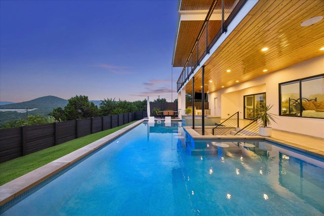8610 Buffalo TRL, Lago Vista, TX 78645