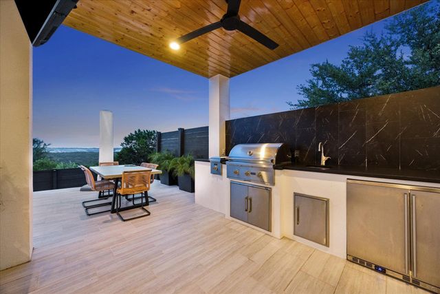 8610 Buffalo TRL, Lago Vista, TX 78645
