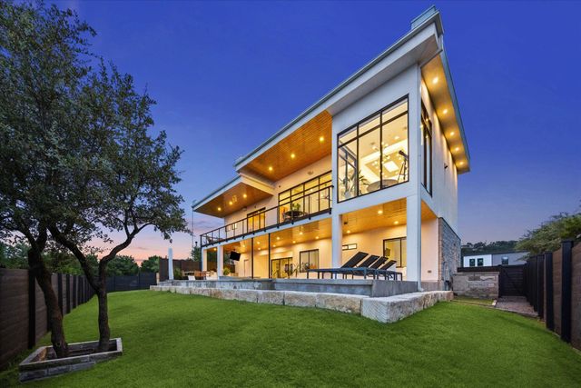 8610 Buffalo TRL, Lago Vista, TX 78645