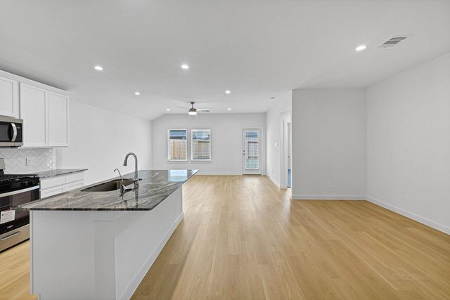 1718 Battisti Dr, Richmond, TX 77406