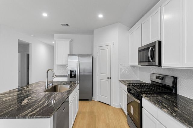 1718 Battisti Dr, Richmond, TX 77406