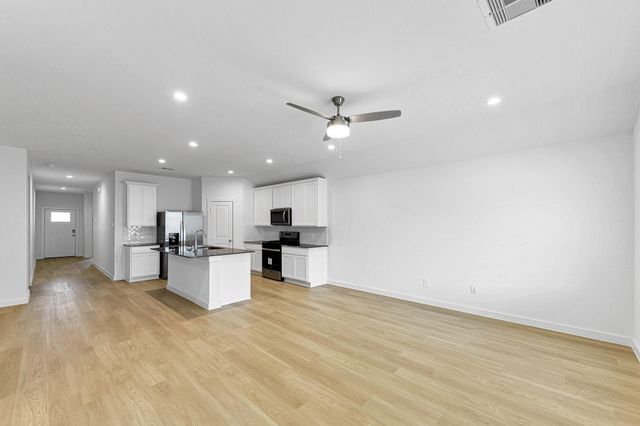 1718 Battisti Dr, Richmond, TX 77406