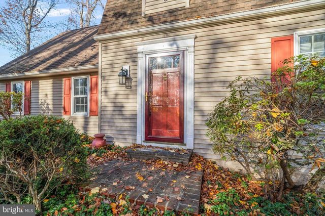 3196 MILL RD, Buckingham, PA 18912